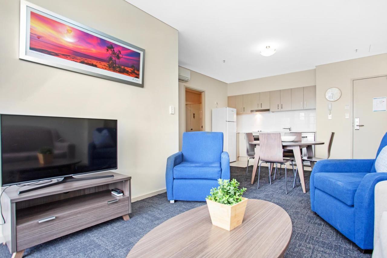 Hume Serviced Apartments Adelaide Exterior photo